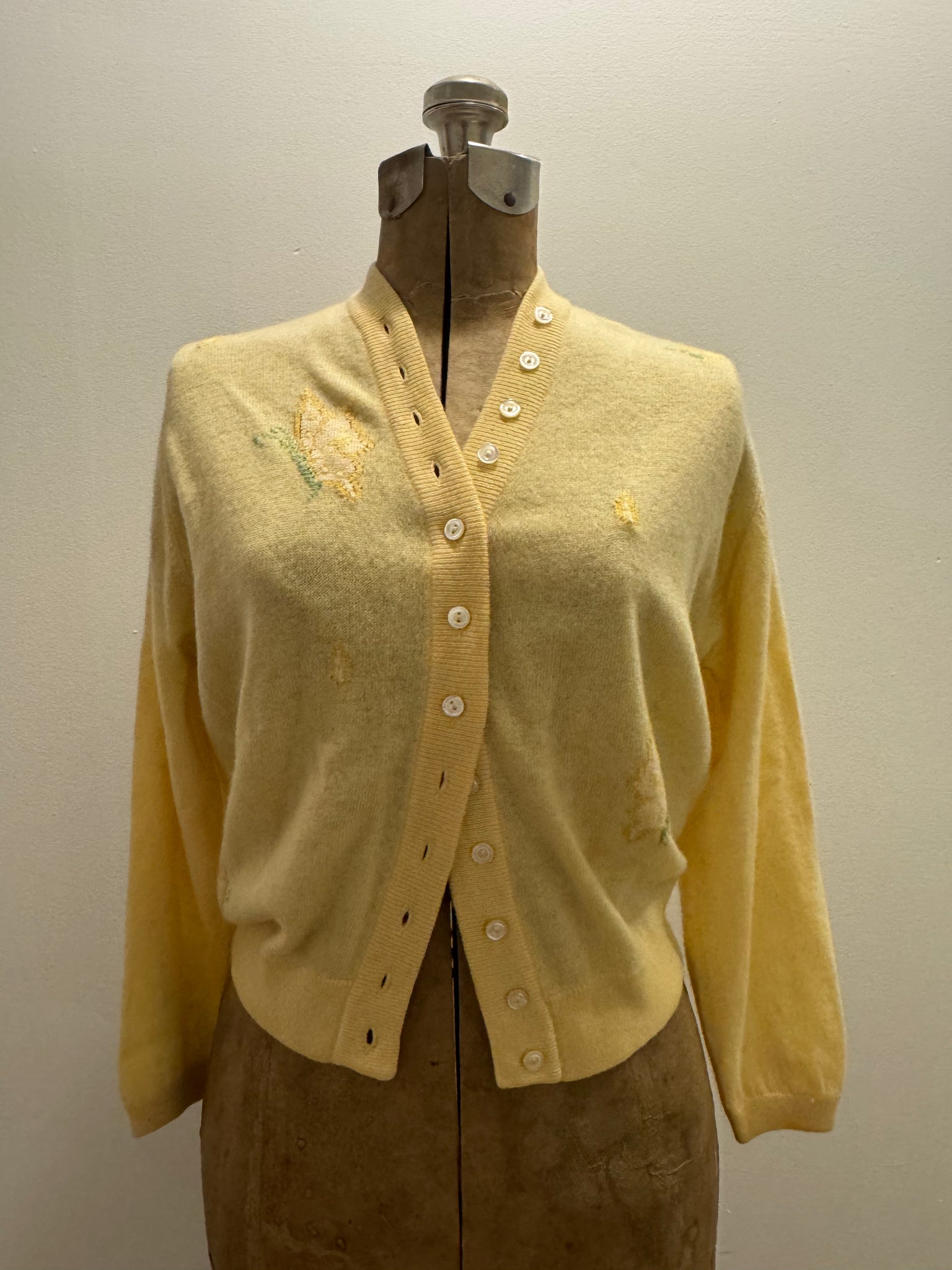 vintage 1950s yellow BALLANTYNE cashmere cardigan sweater BUTTERFLY intarsia SWEATER GAL S - M