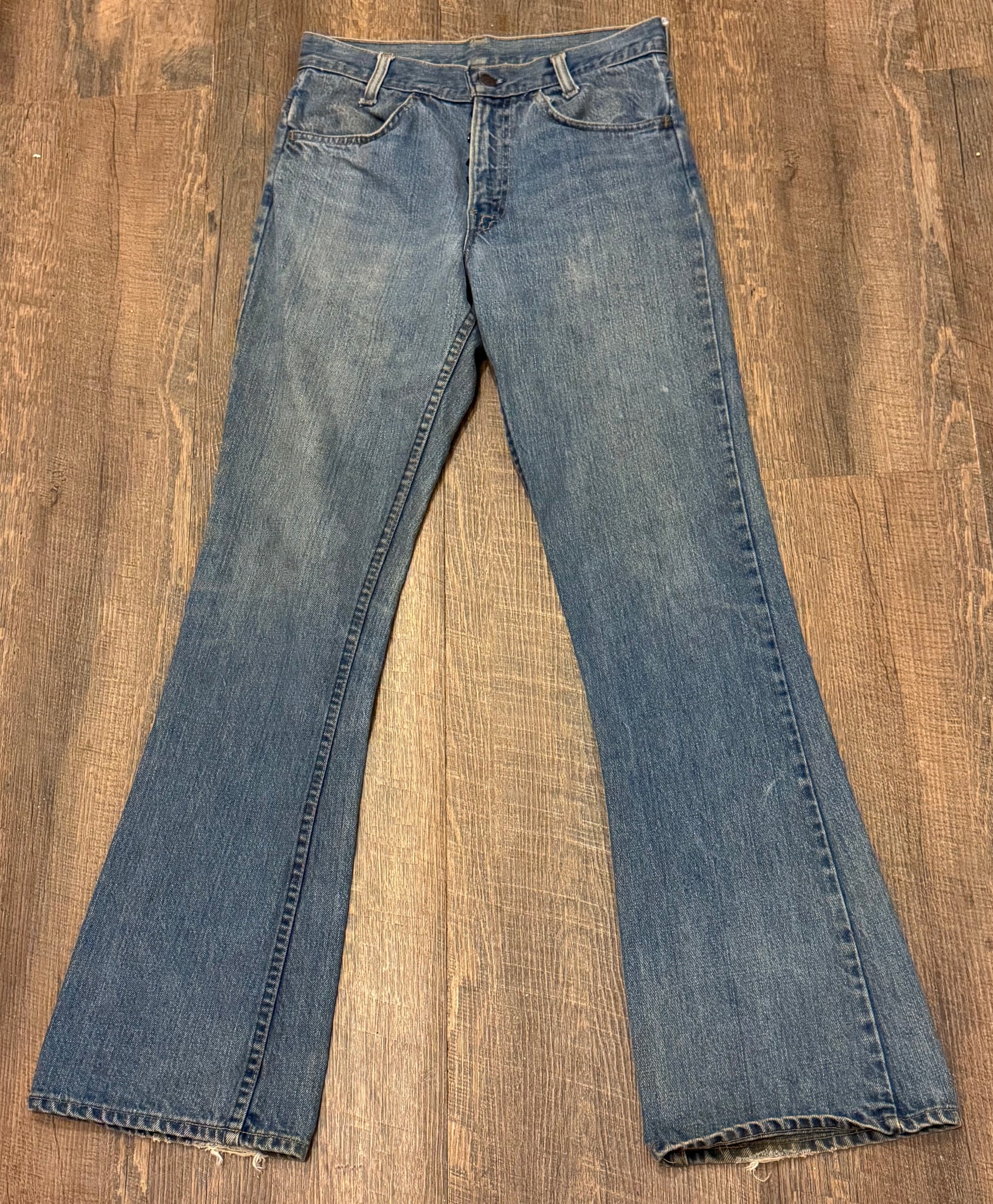 vintage 1970s LEVIS boot cut jeans 517 29 x 33 XS Great fade