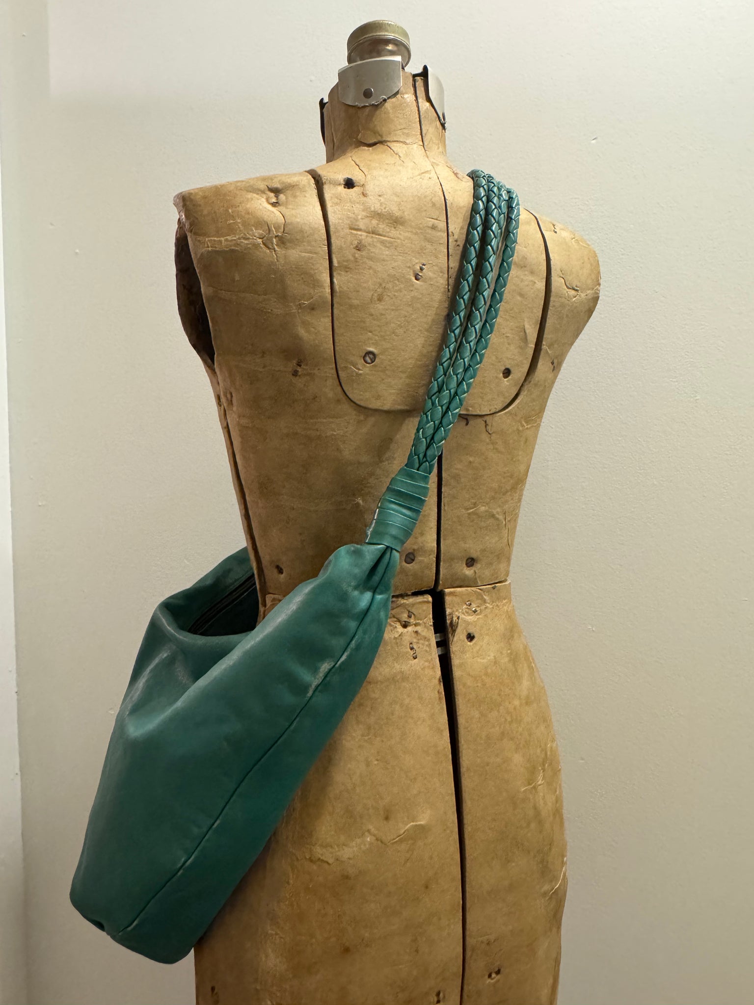vintage 1980s seafoam green Bottega Veneta leather bag slouchy HOBO purse WOVEN straps