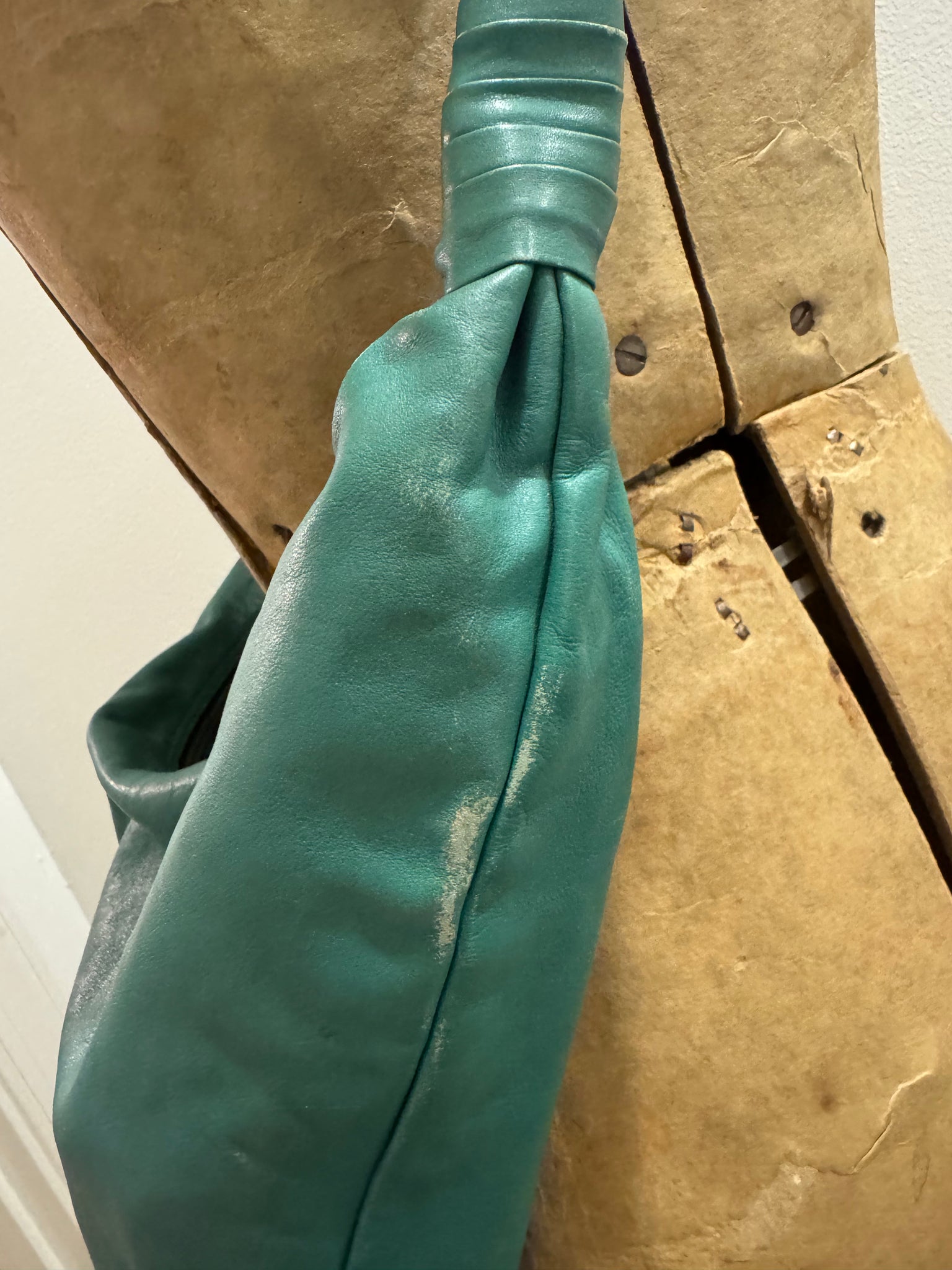 vintage 1980s seafoam green Bottega Veneta leather bag slouchy HOBO purse WOVEN straps