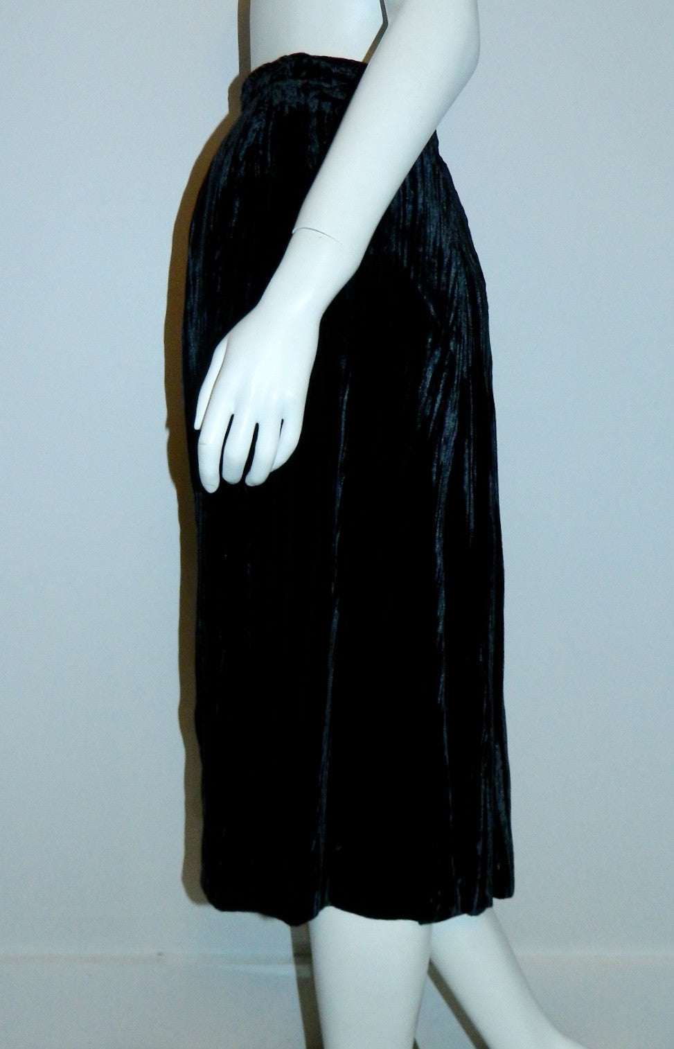 vintage 1980s skirt black Ted Lapidus rayon velvet skirt 36 / XS