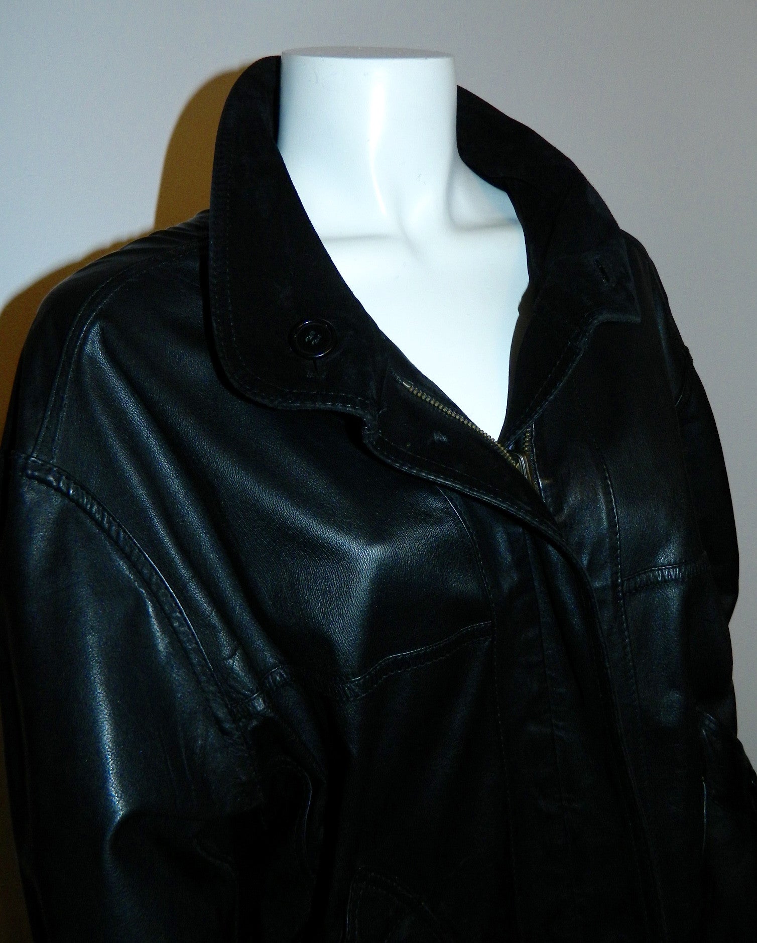 vintage black BALLY leather bomber jacket / lamb leather reversible nubuck suede EU 4