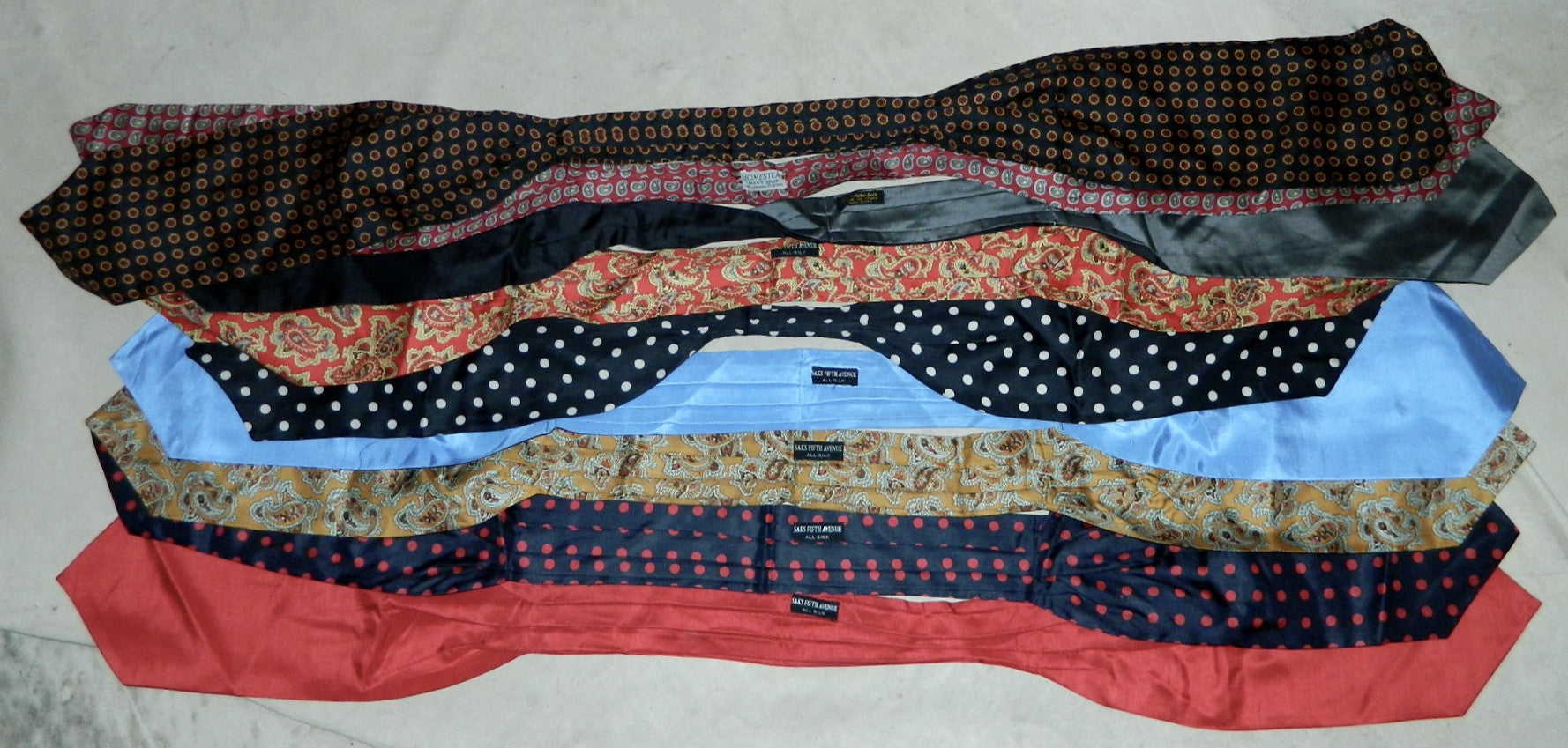 lot of vintage 1950s silk ascots Saks Fifth Avenue bow ties cravat