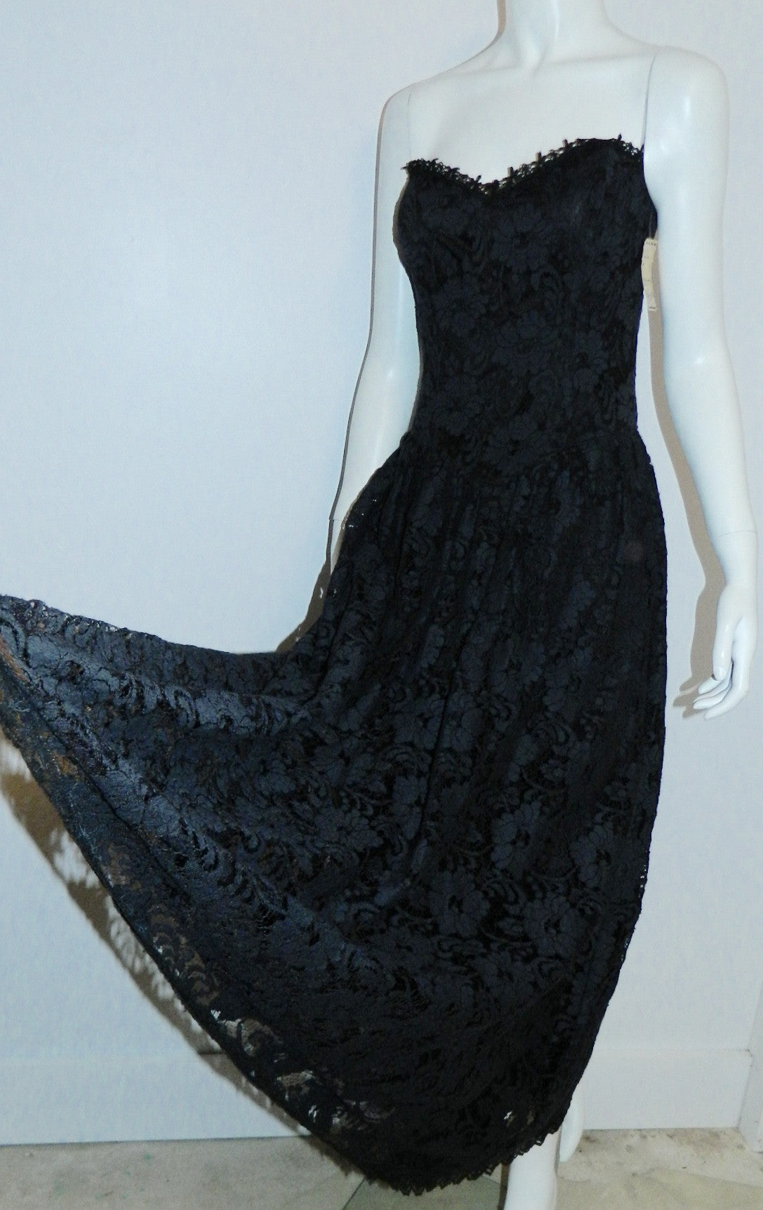 vintage 1980s strapless dress Jessica McClintock black lace dress XS S