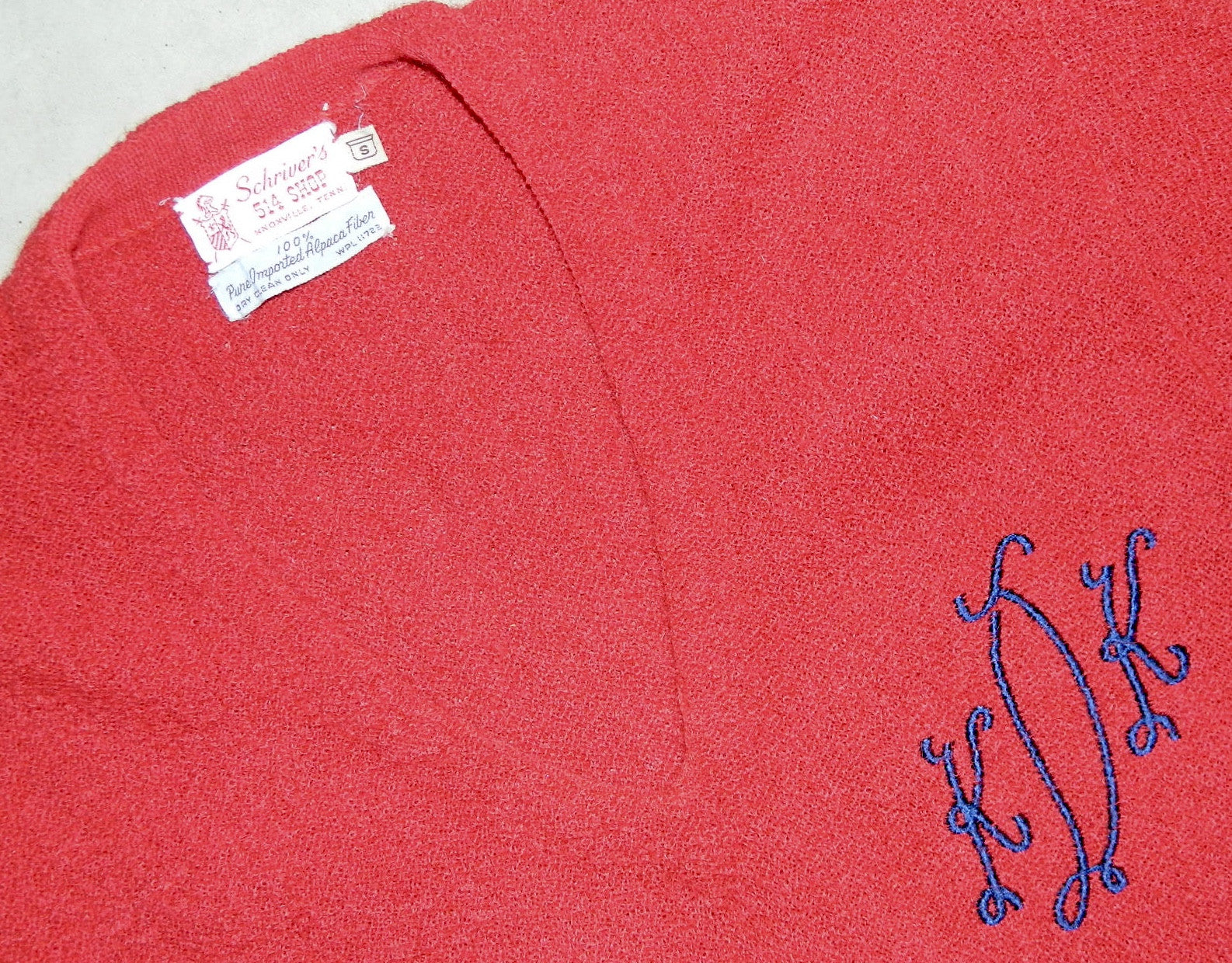 vintage 1950s sweater red Alpaca knit V- neck monogram Mens S