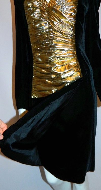 vintage 1980s Vicky Tiel dress black velvet cocktail dress gold bustier S