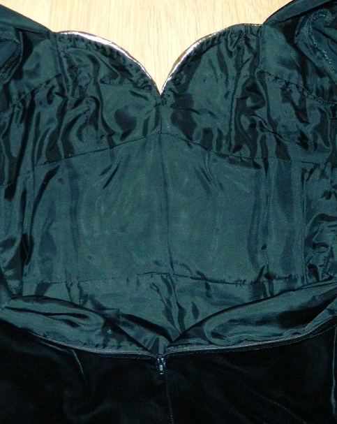 vintage 1980s Vicky Tiel dress black velvet cocktail dress gold bustier S