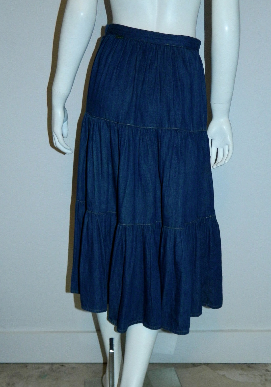 1980s tiered denim skirt / chambray cotton / vintage BIS Gene Ewing / high waist XS