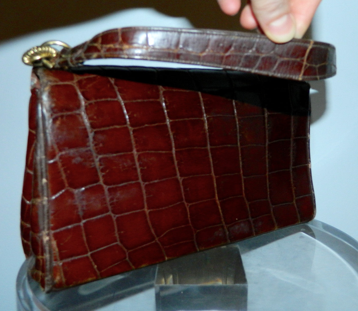 vintage LOEWE alligator handbag 1940s turn lock brown gator kelly bag