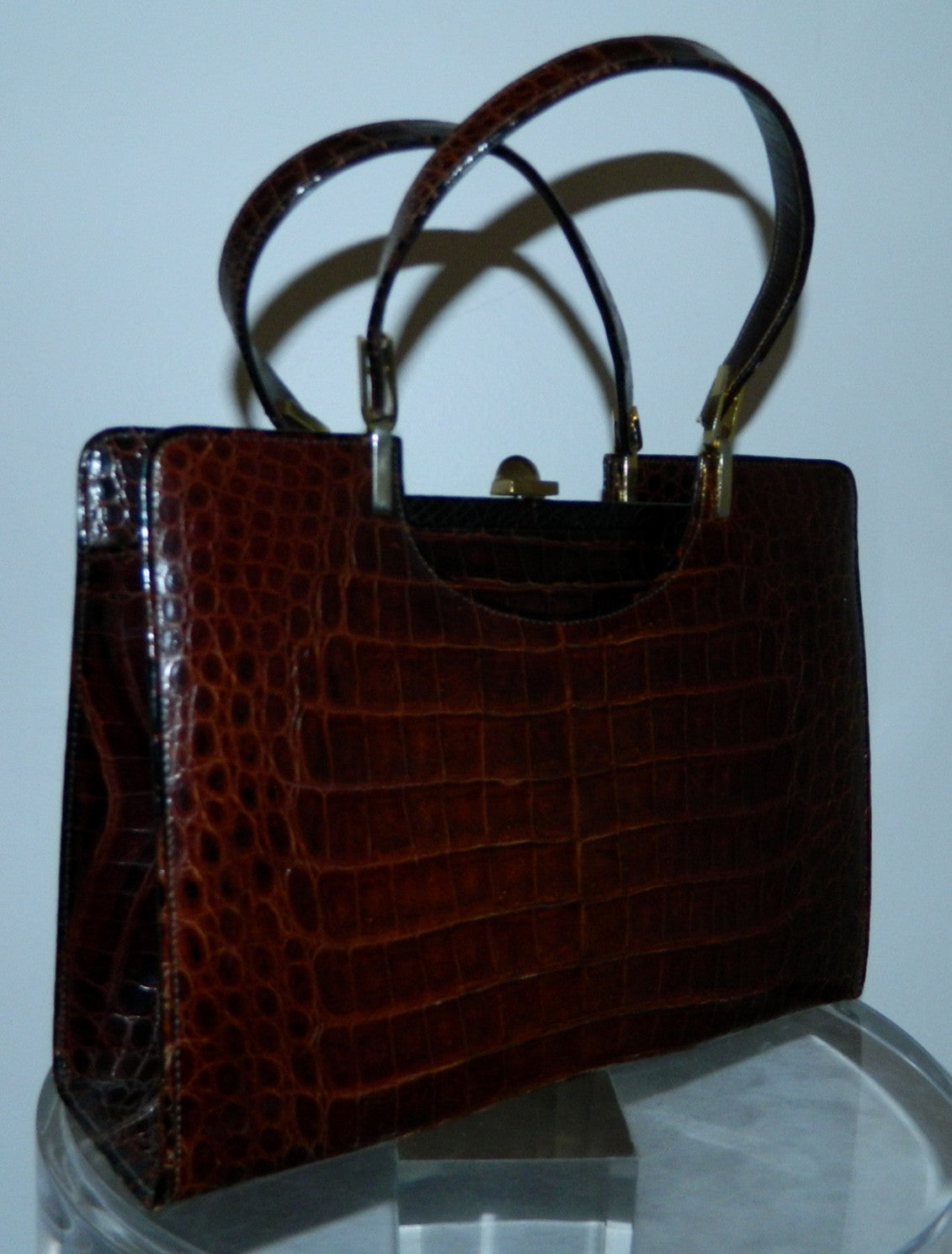 vintage 1960s alligator handbag Saks Fifth Avenue dark brown box bag frame purse